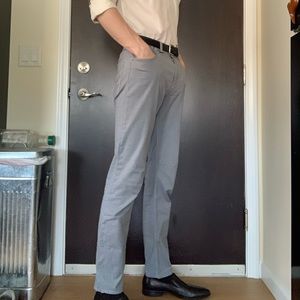 Hugo Boss 30/32 Chinos